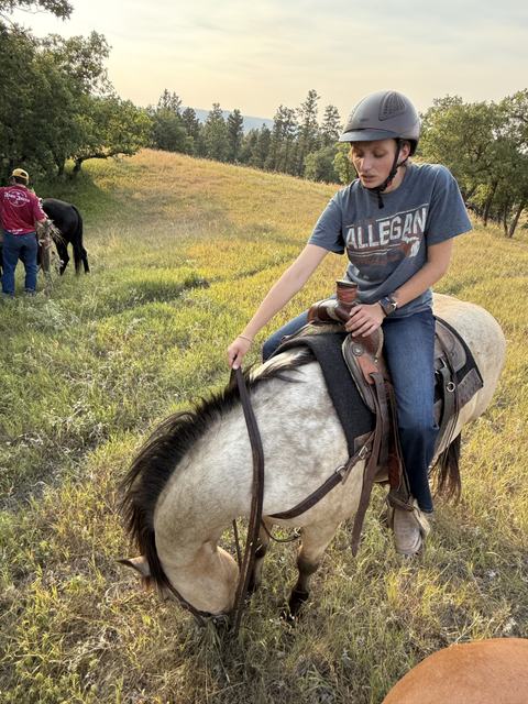 photo_639eb456-7331-4b5e-a9a0-9602a7629ca8.jpg